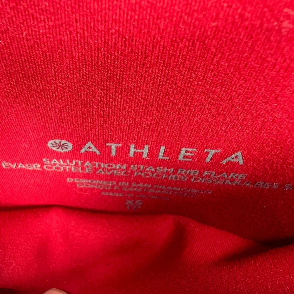 Athleta Salutation Stash Rib Flare Women XS Red Ribbed High Rise Yoga Leggings‎